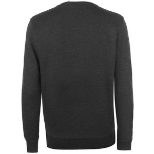 sweter męskie widok z tyłu