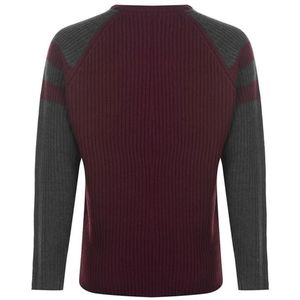sweter burgundy widok z tyłu