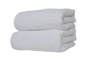 Biały ręcznik łazienkowy