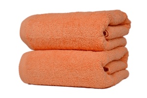 pomarańczowy ręcznik łazienkowy