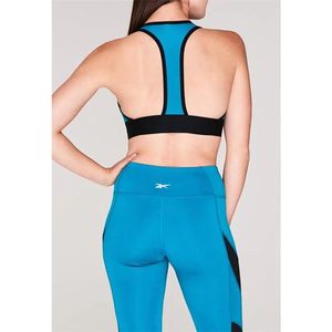 Reebok, stanik sportowy, widok na plecach modelki