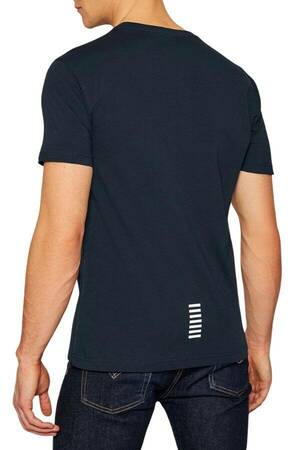 Emporio Armani  koszulka widok z tyłu