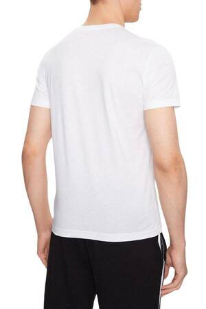 Emporio Armani  koszulka widok z tyłu